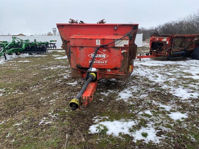 2014 Kuhn 8124T