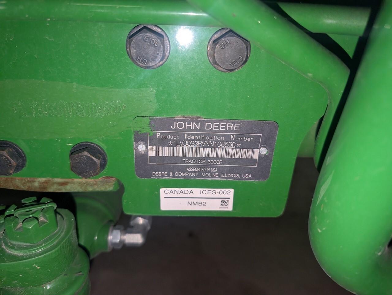 2023 John Deere 3033R Image