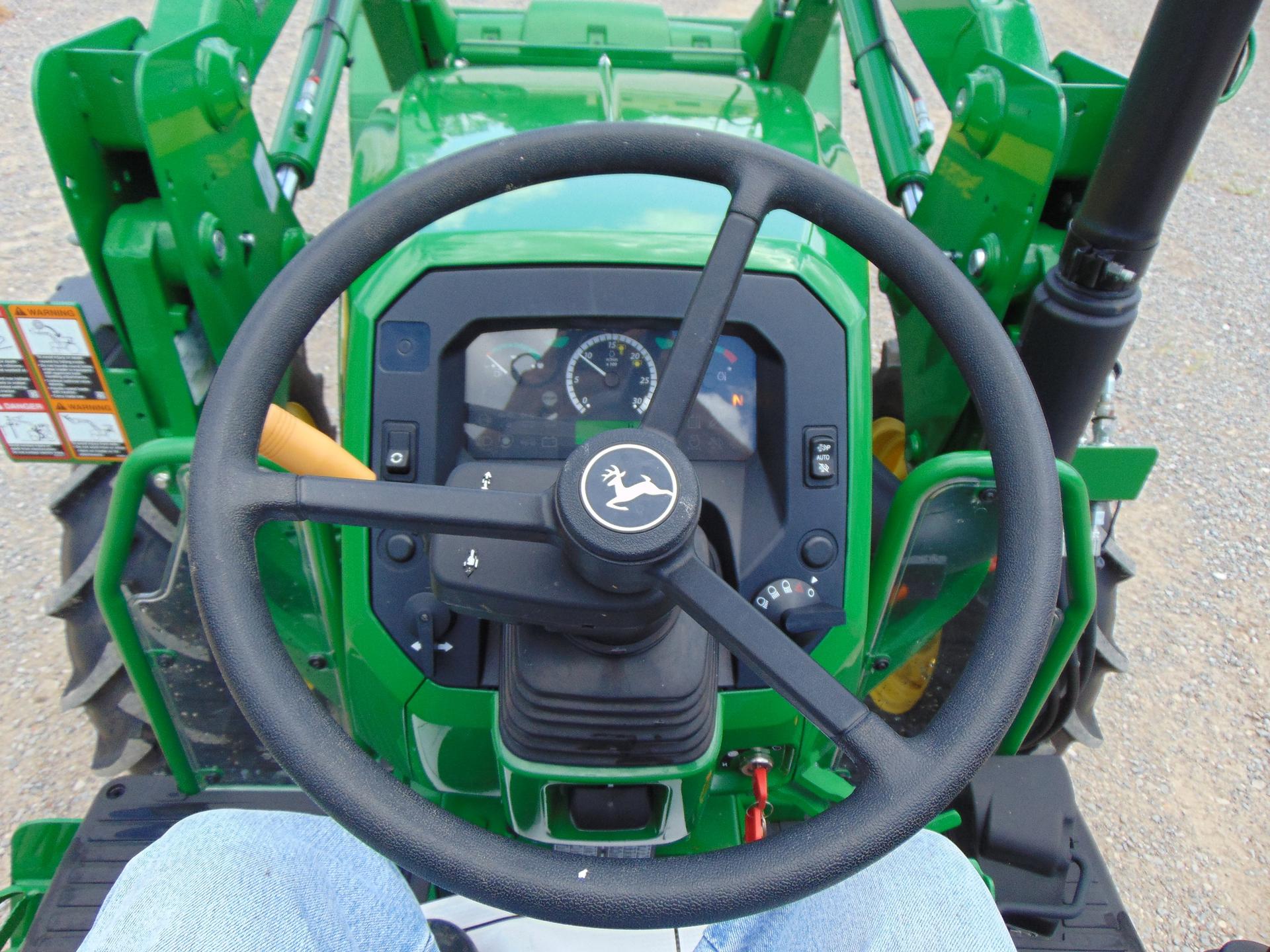 2022 John Deere 5075E