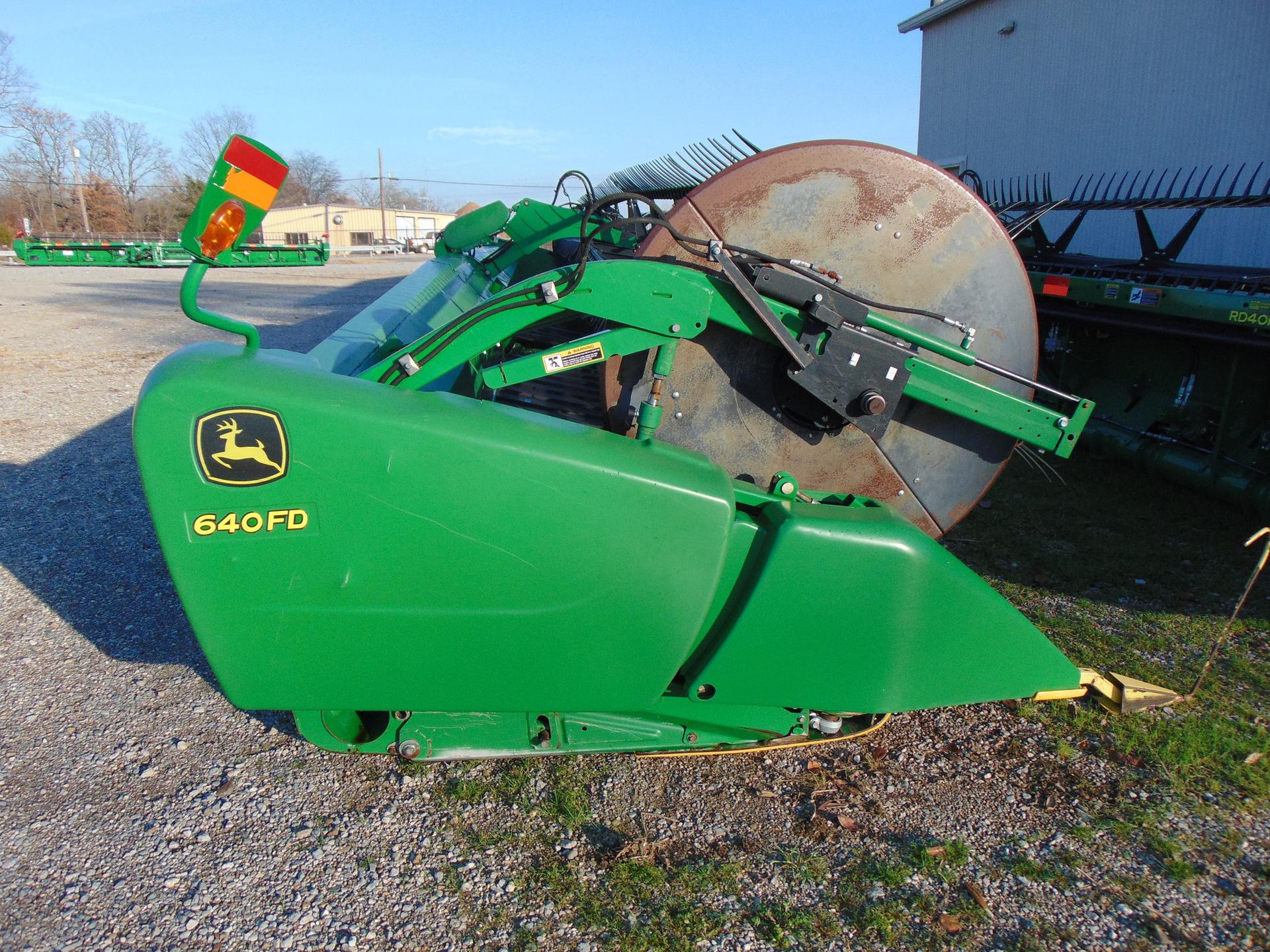 2013 John Deere 640FD