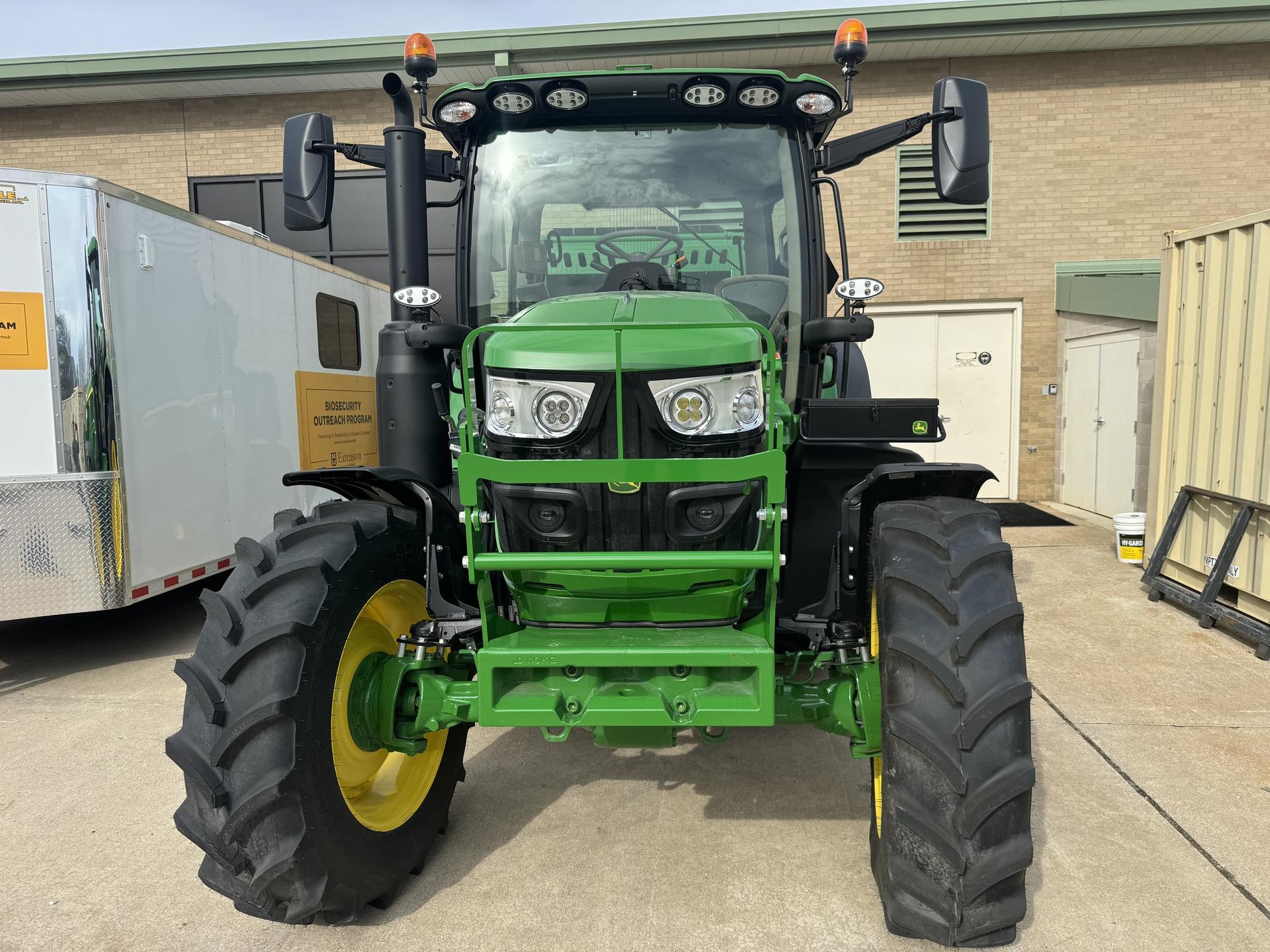 2023 John Deere 6R 130