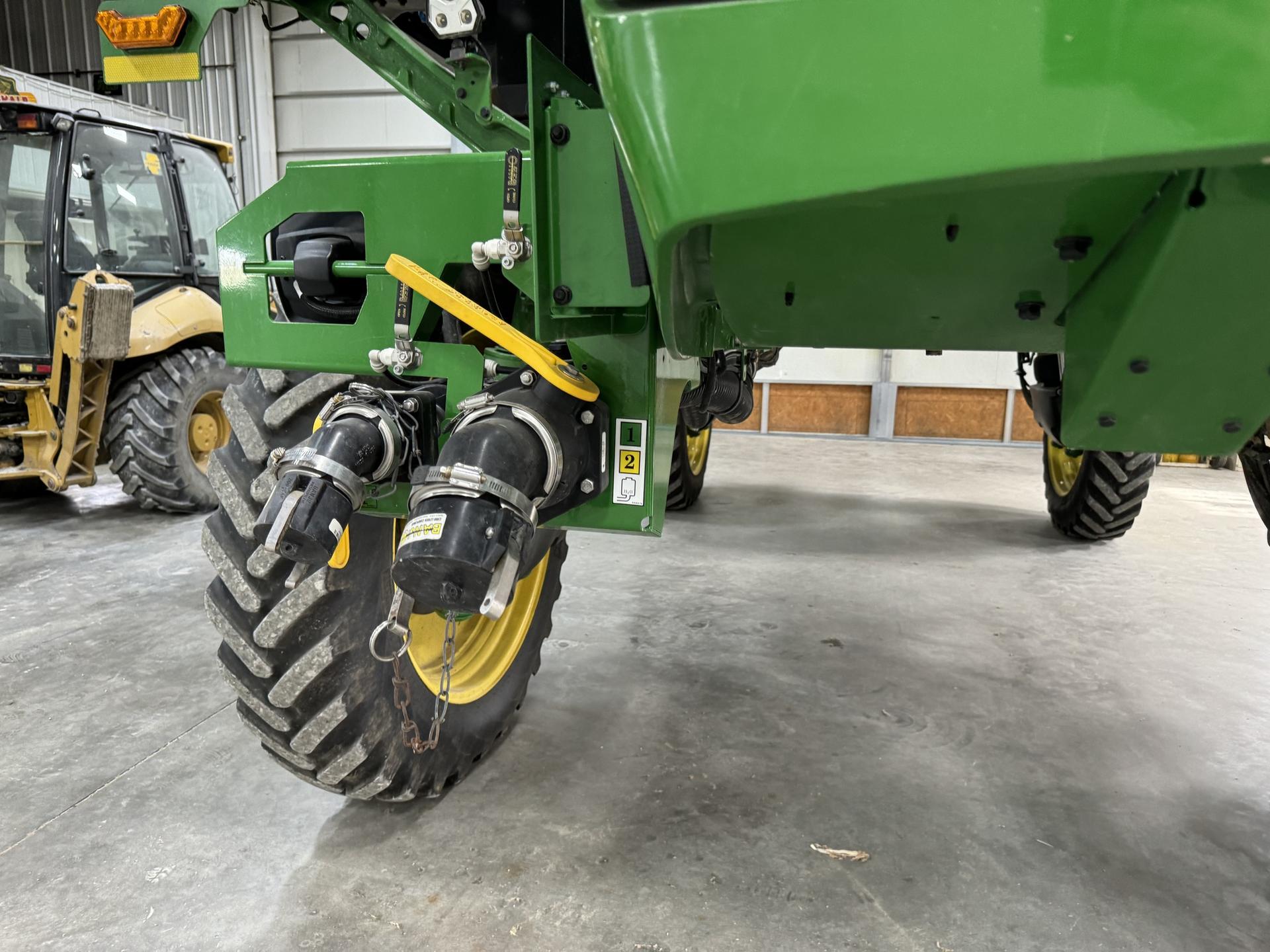 2023 John Deere 412R