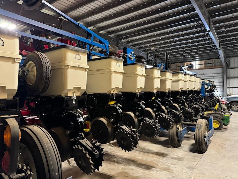 2022 Kinze 3605 Image