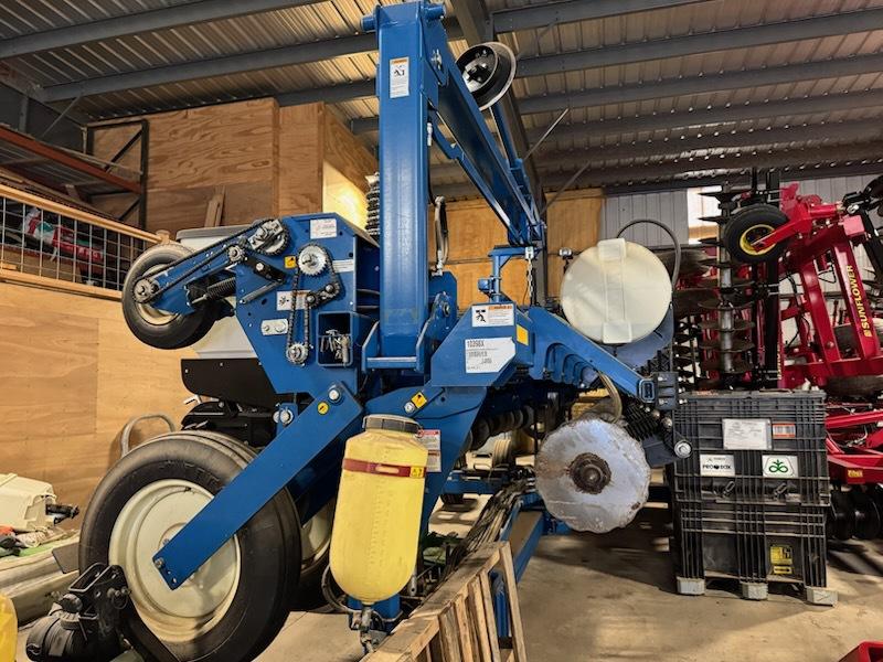 2022 Kinze 3605 Image