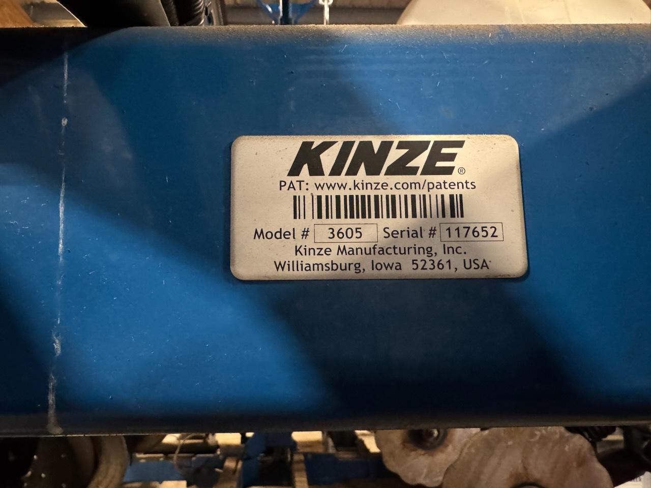 2022 Kinze 3605 Image