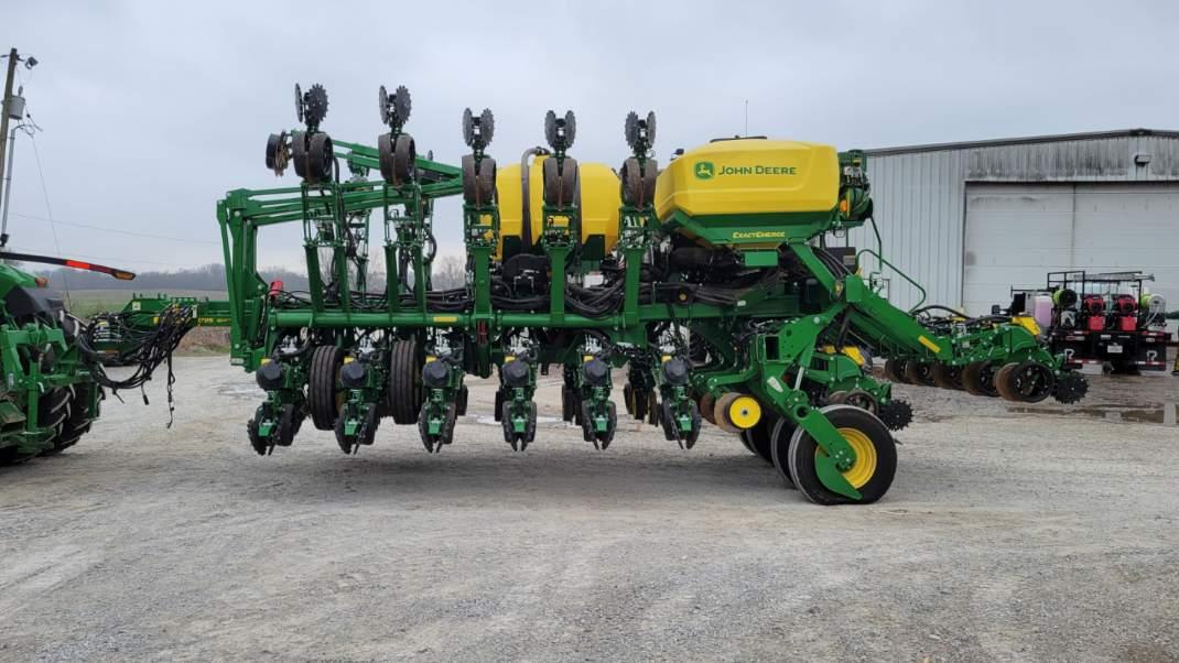 2023 John Deere 1795