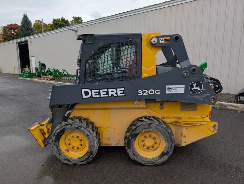 2019 John Deere 320G