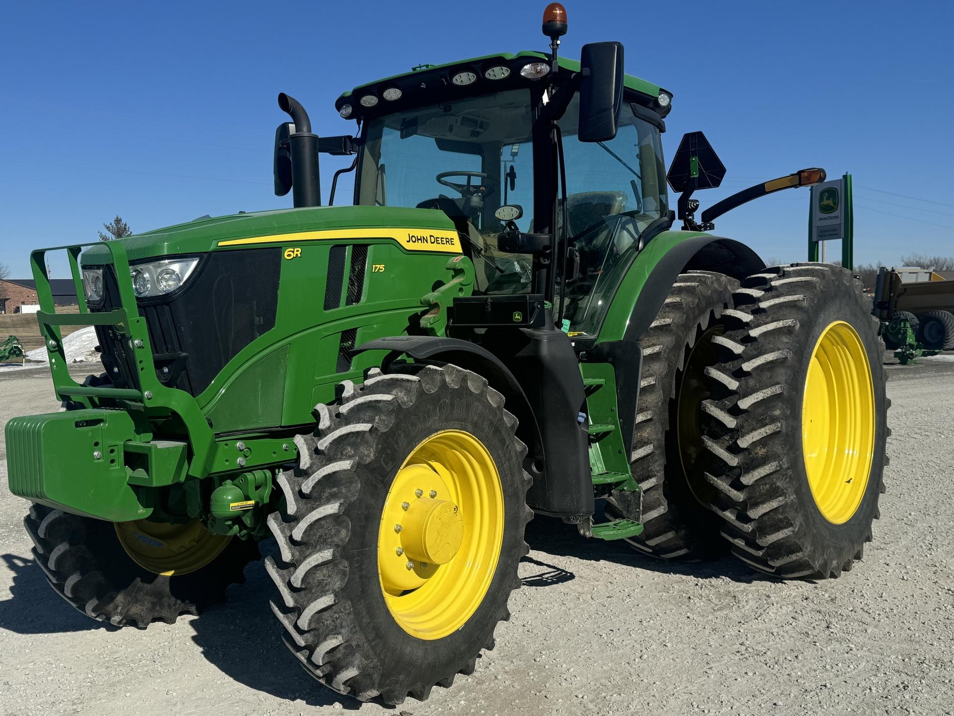 2023 John Deere 6R 175 Image