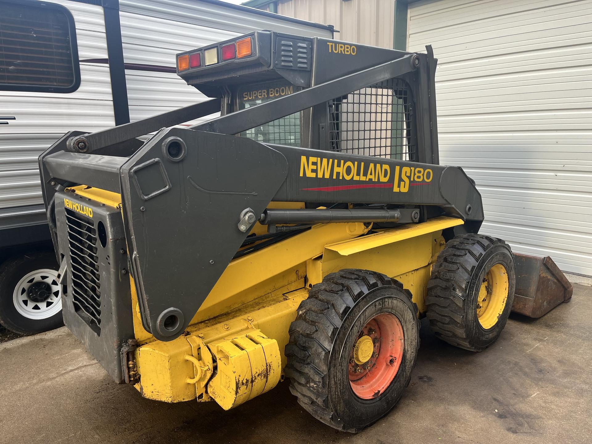 2003 New Holland LS180