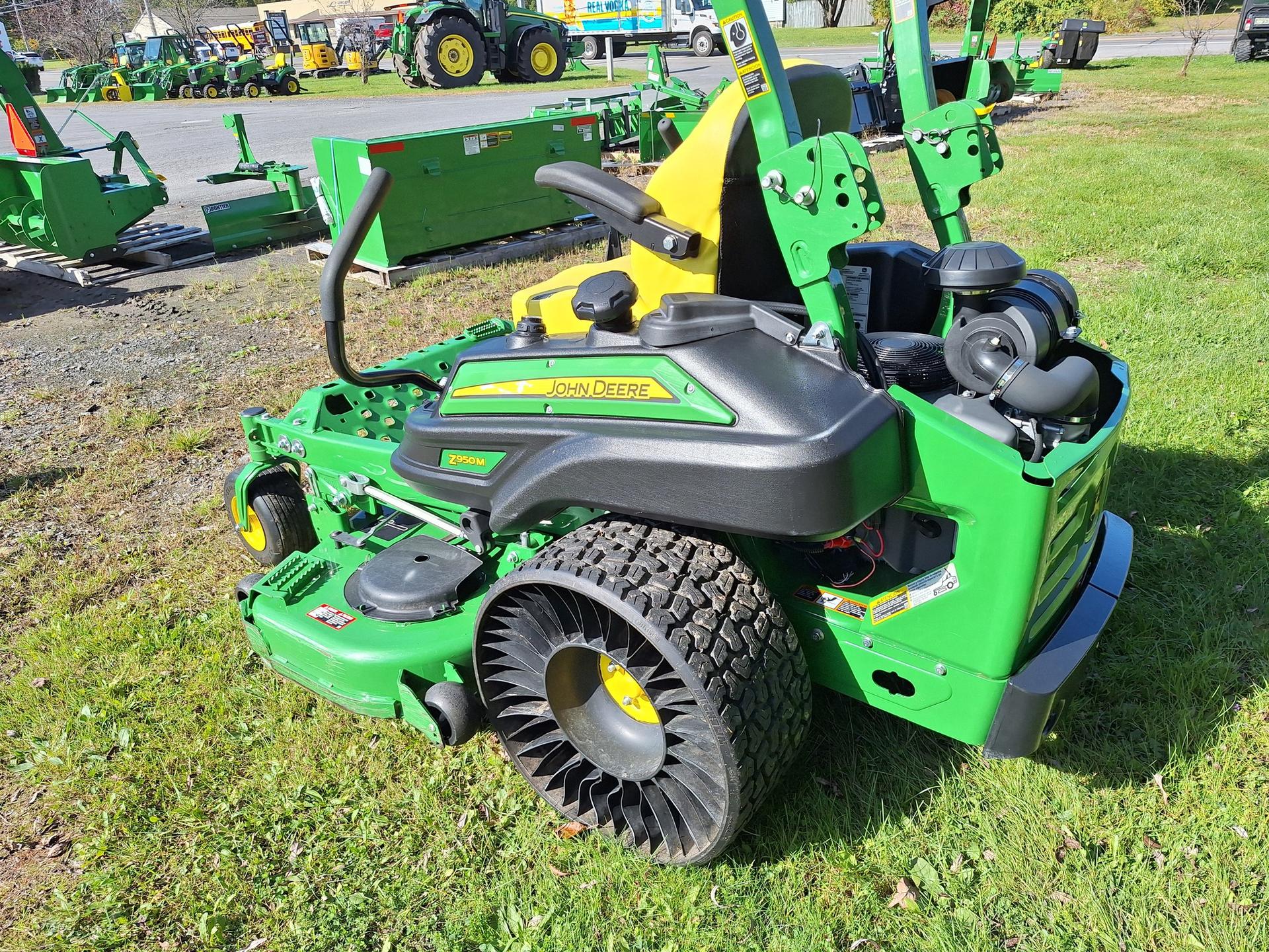 2019 John Deere Z950M