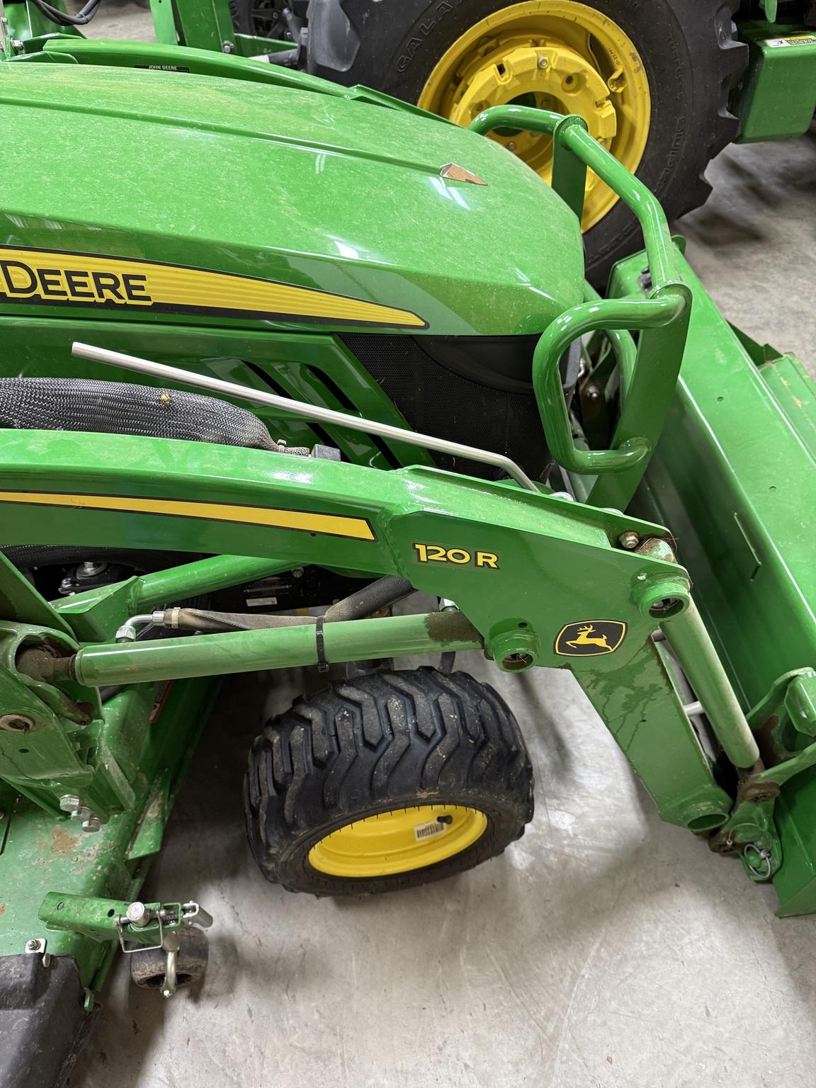 2019 John Deere 1025R Image