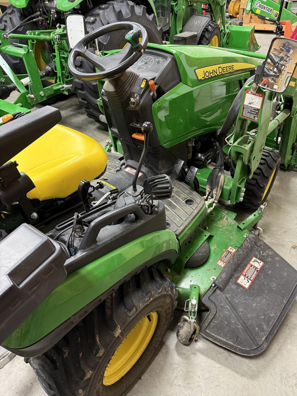 2019 John Deere 1025R Image