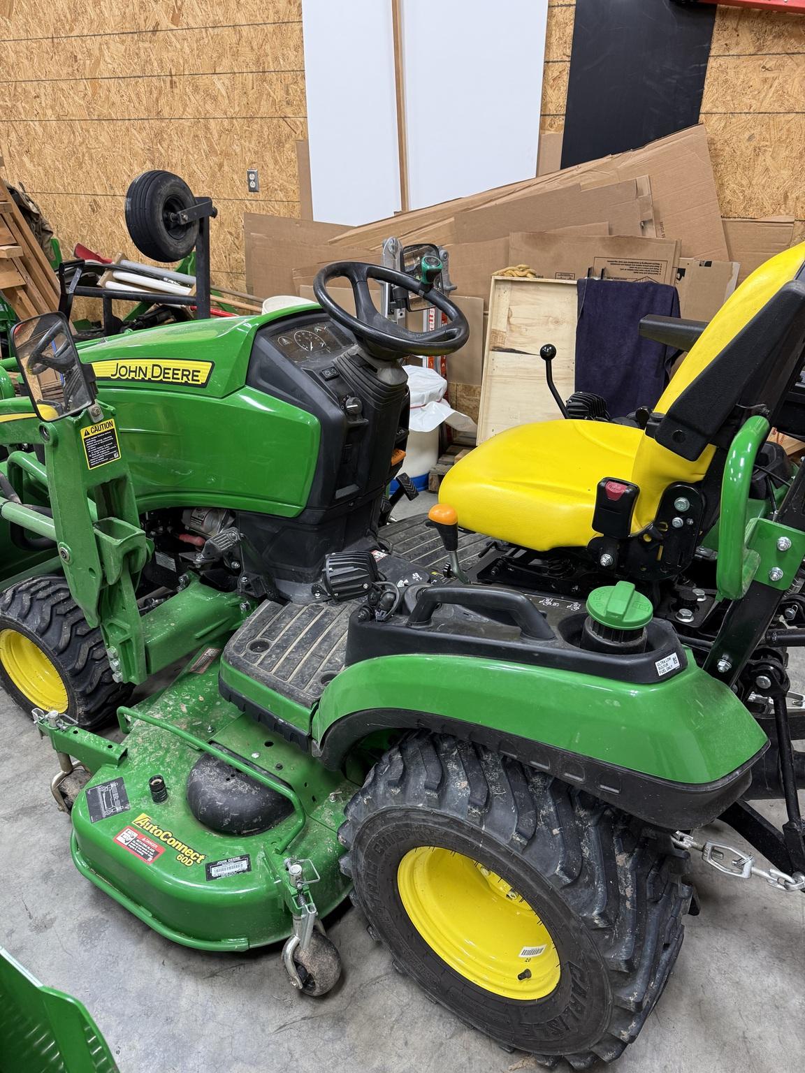 2019 John Deere 1025R Image