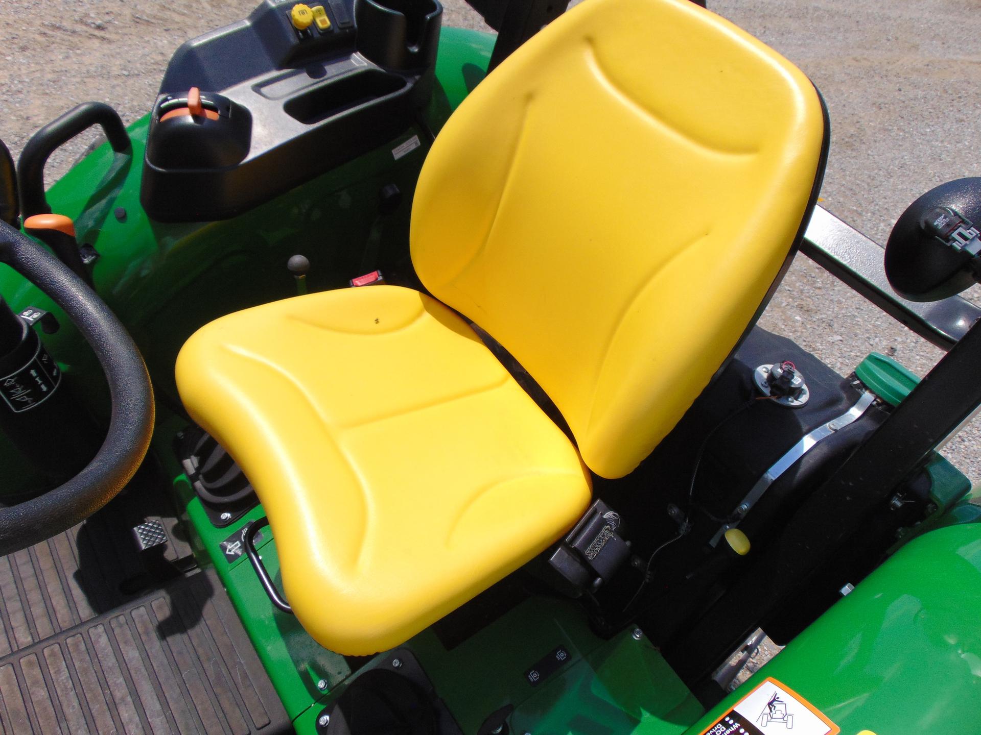 2022 John Deere 5075E