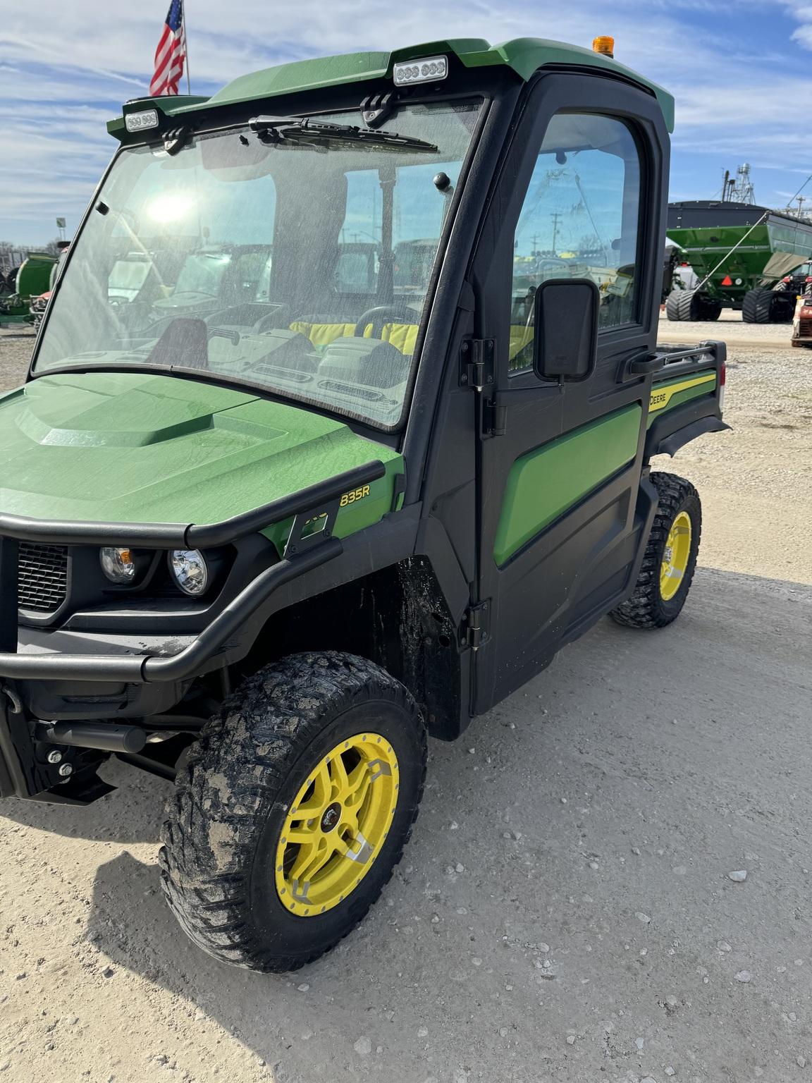 2021 John Deere XUV 835R