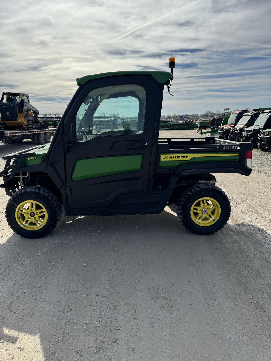 2021 John Deere XUV 835R