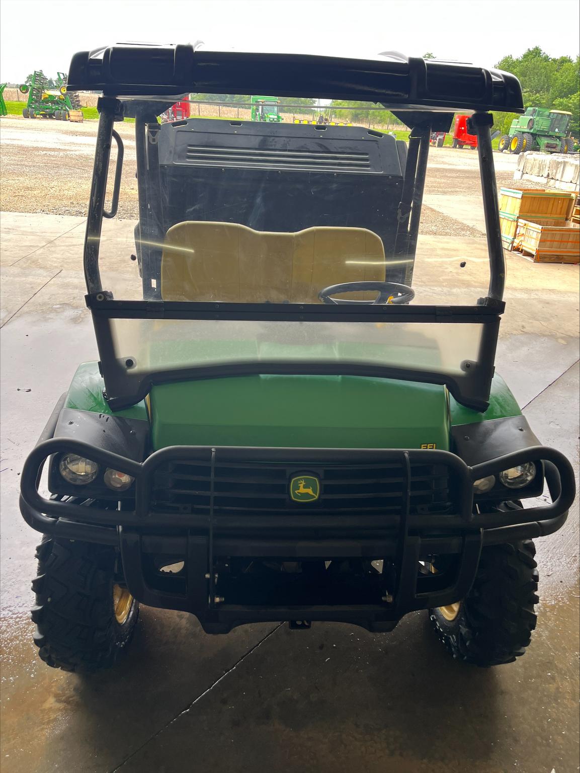 2012 John Deere XUV 825I GREEN