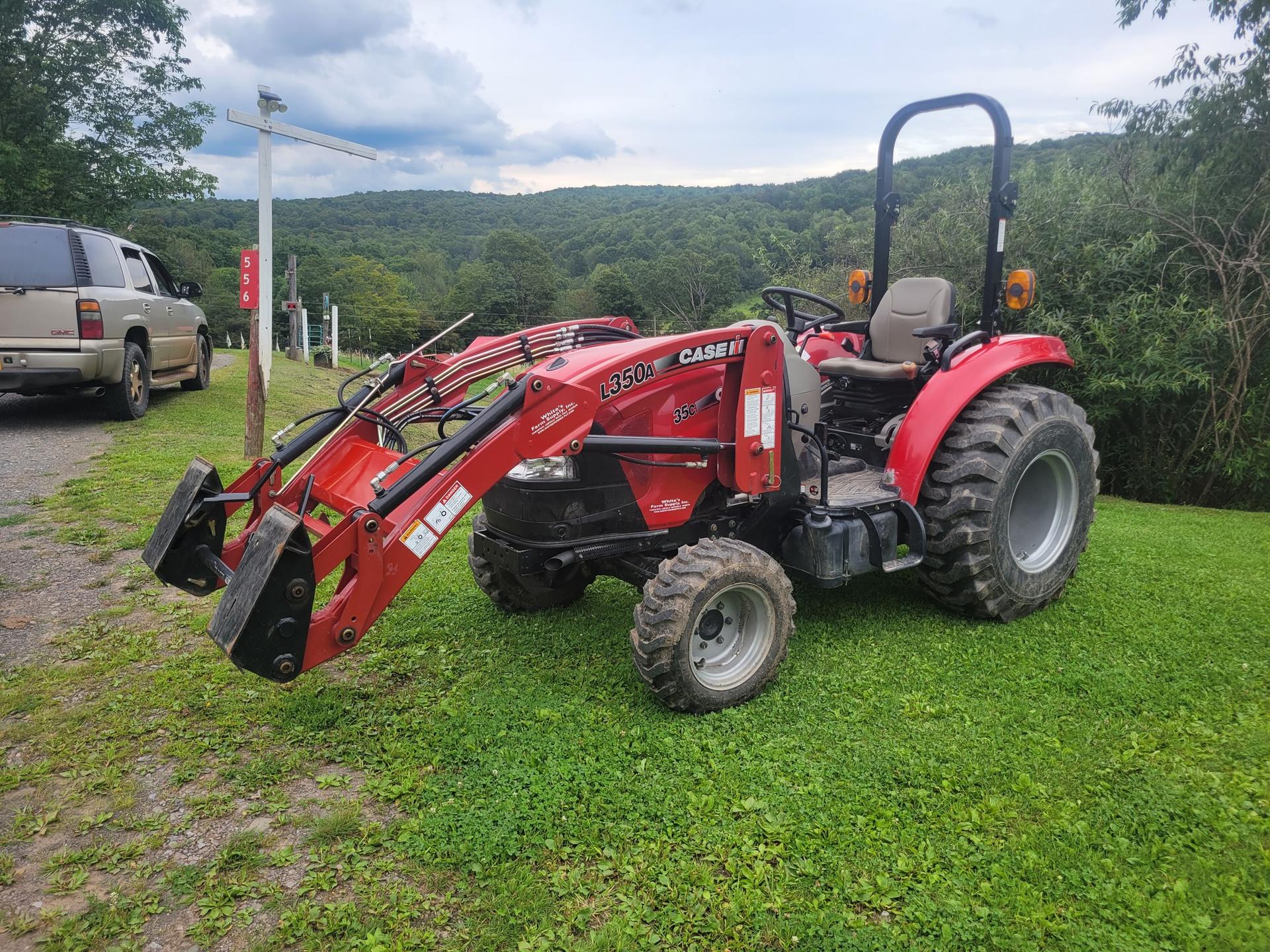 2019 Case IH Farmall 35C II