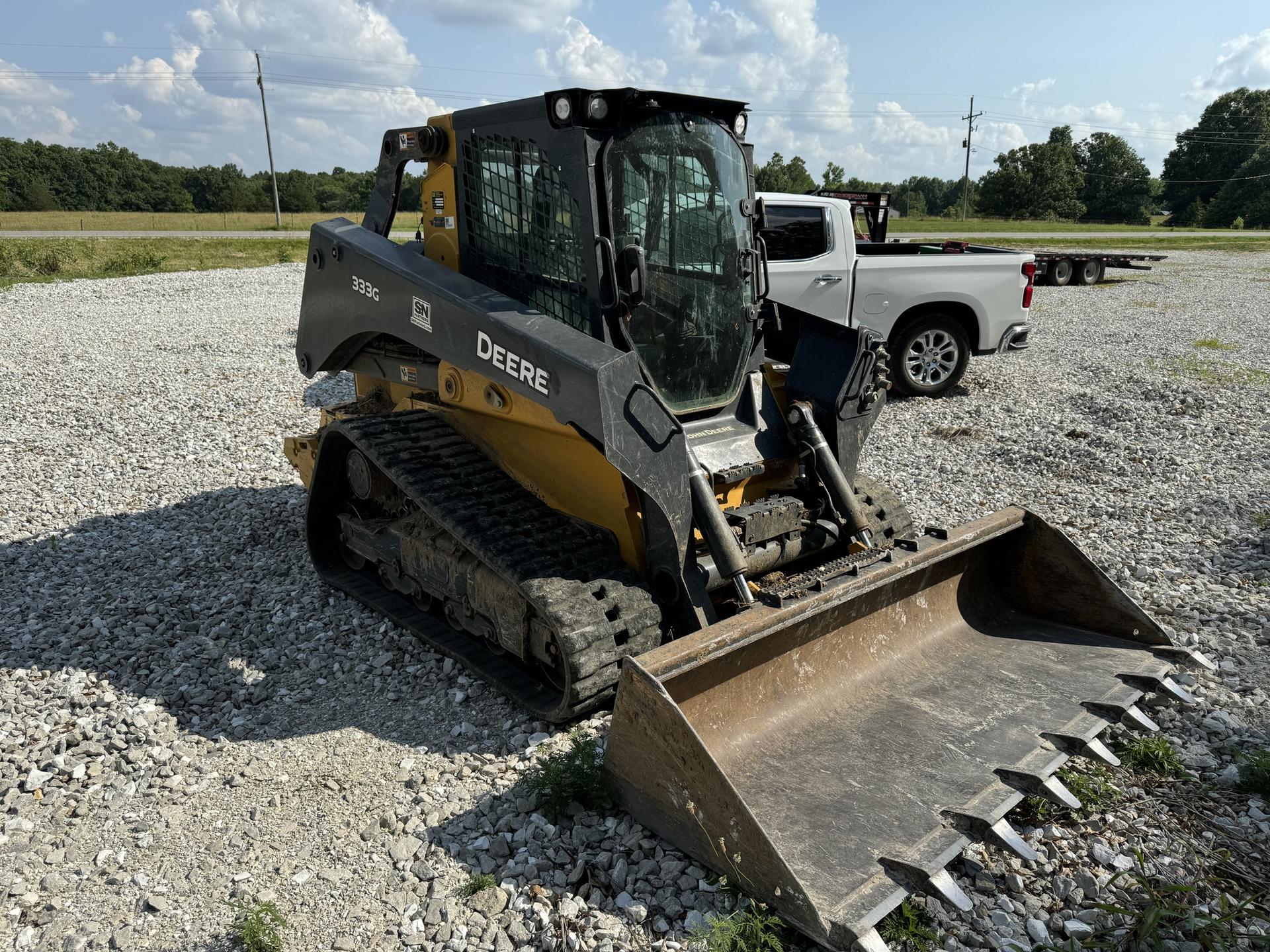 2022 John Deere 333G