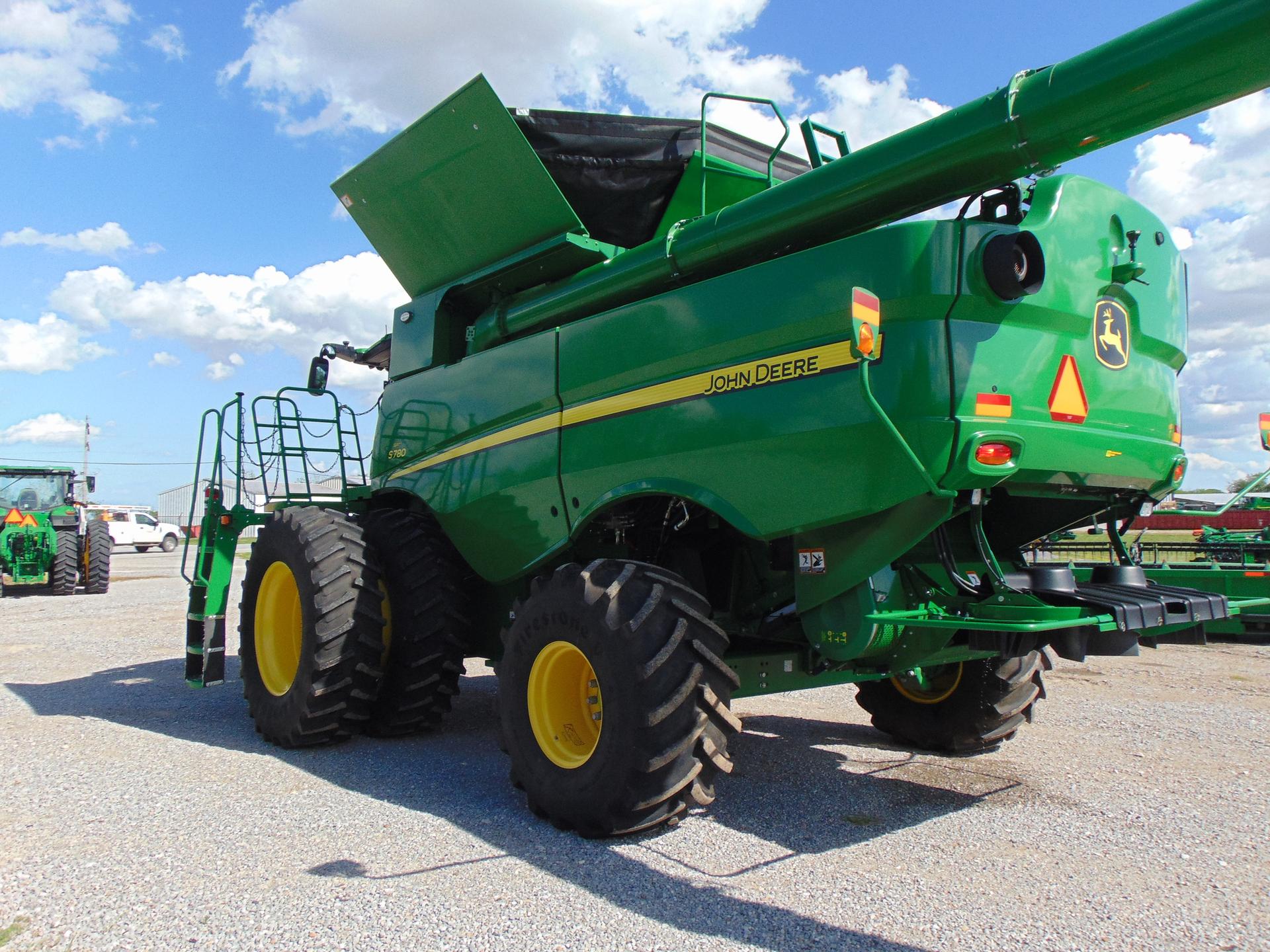 2023 John Deere S780