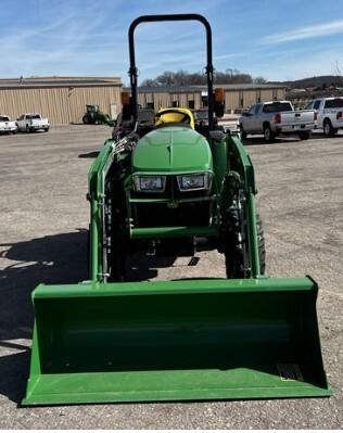 2022 John Deere 3038E