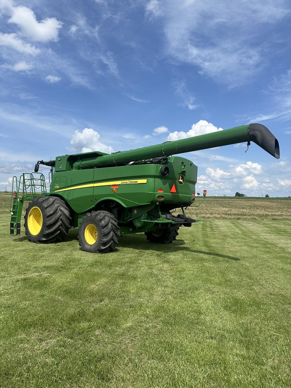 2022 John Deere S780