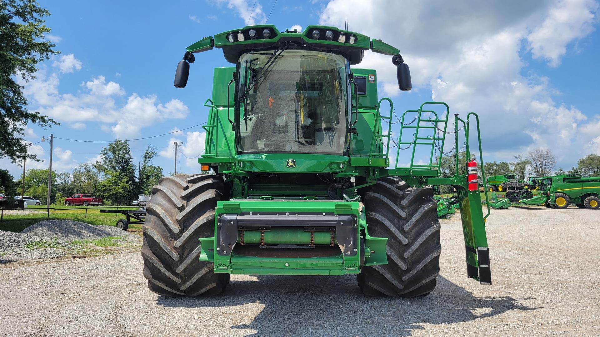 2023 John Deere S770