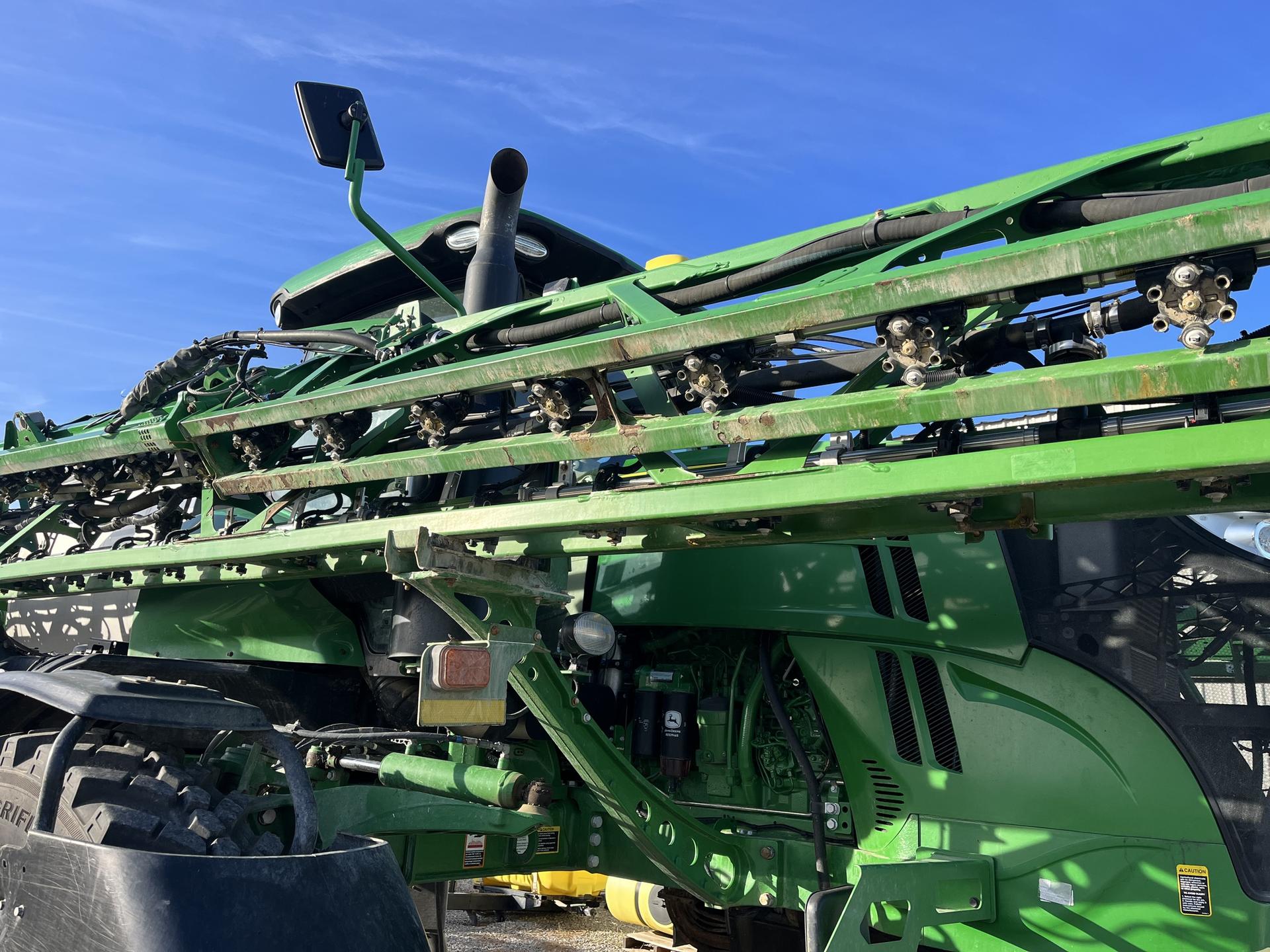 2019 John Deere R4044