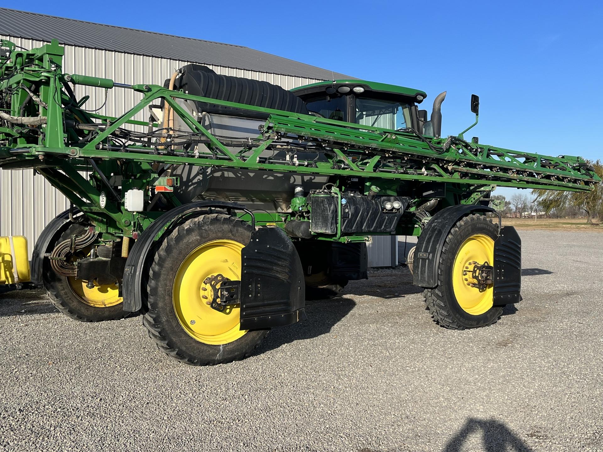 2019 John Deere R4044