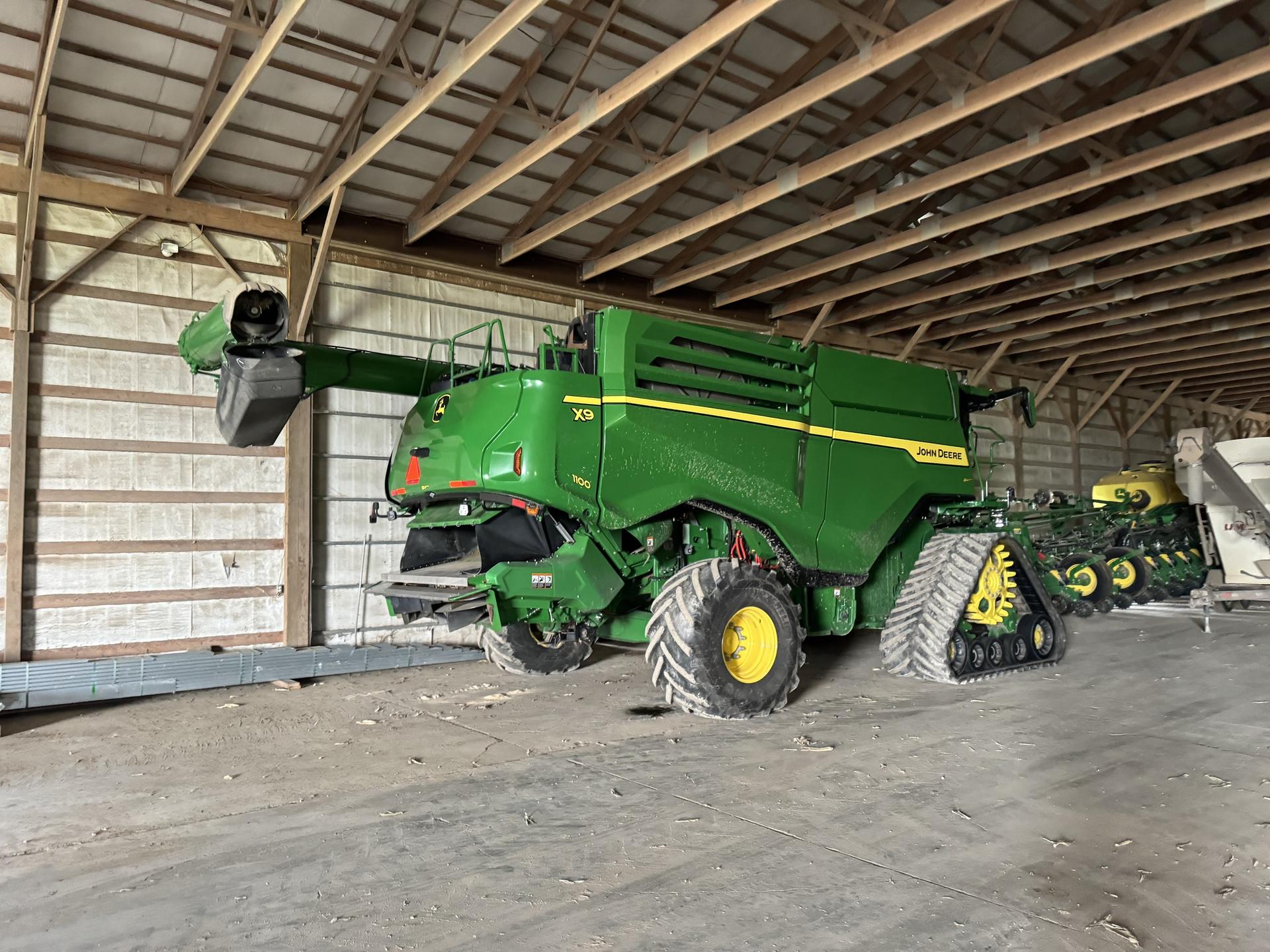 2023 John Deere X9 1100