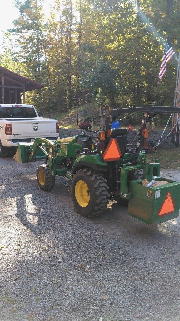 2018 John Deere 2025R