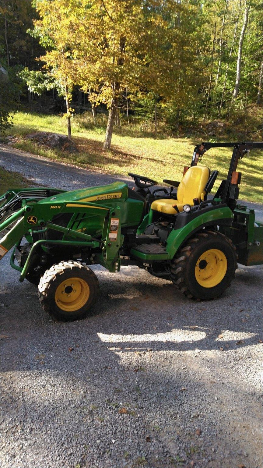 2018 John Deere 2025R