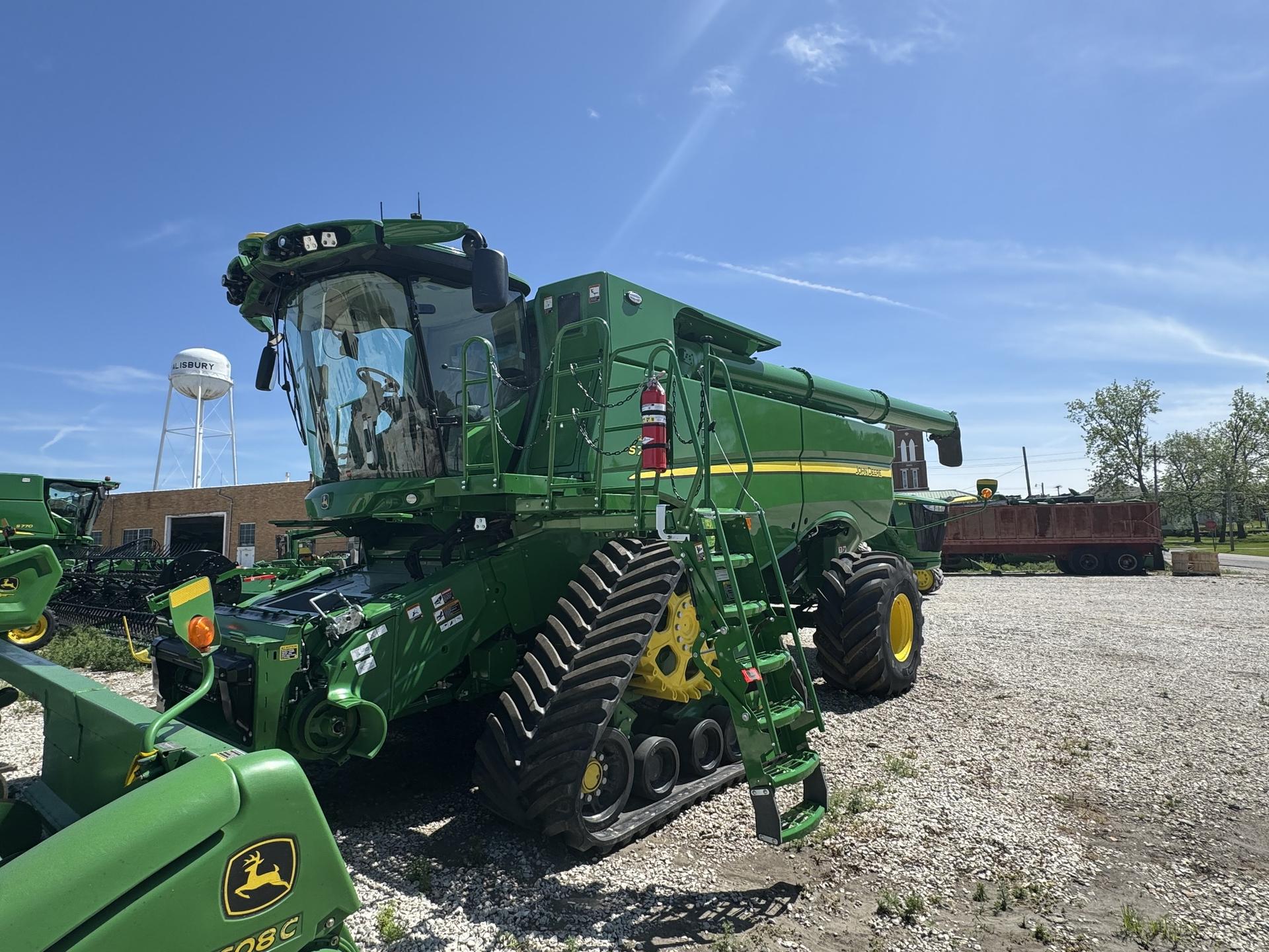 2024 John Deere S780