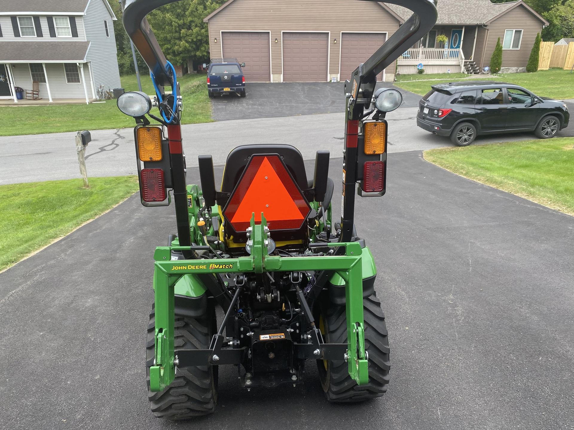 2020 John Deere 1025R