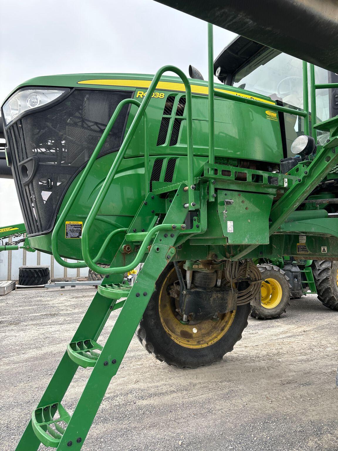 2020 John Deere R4038