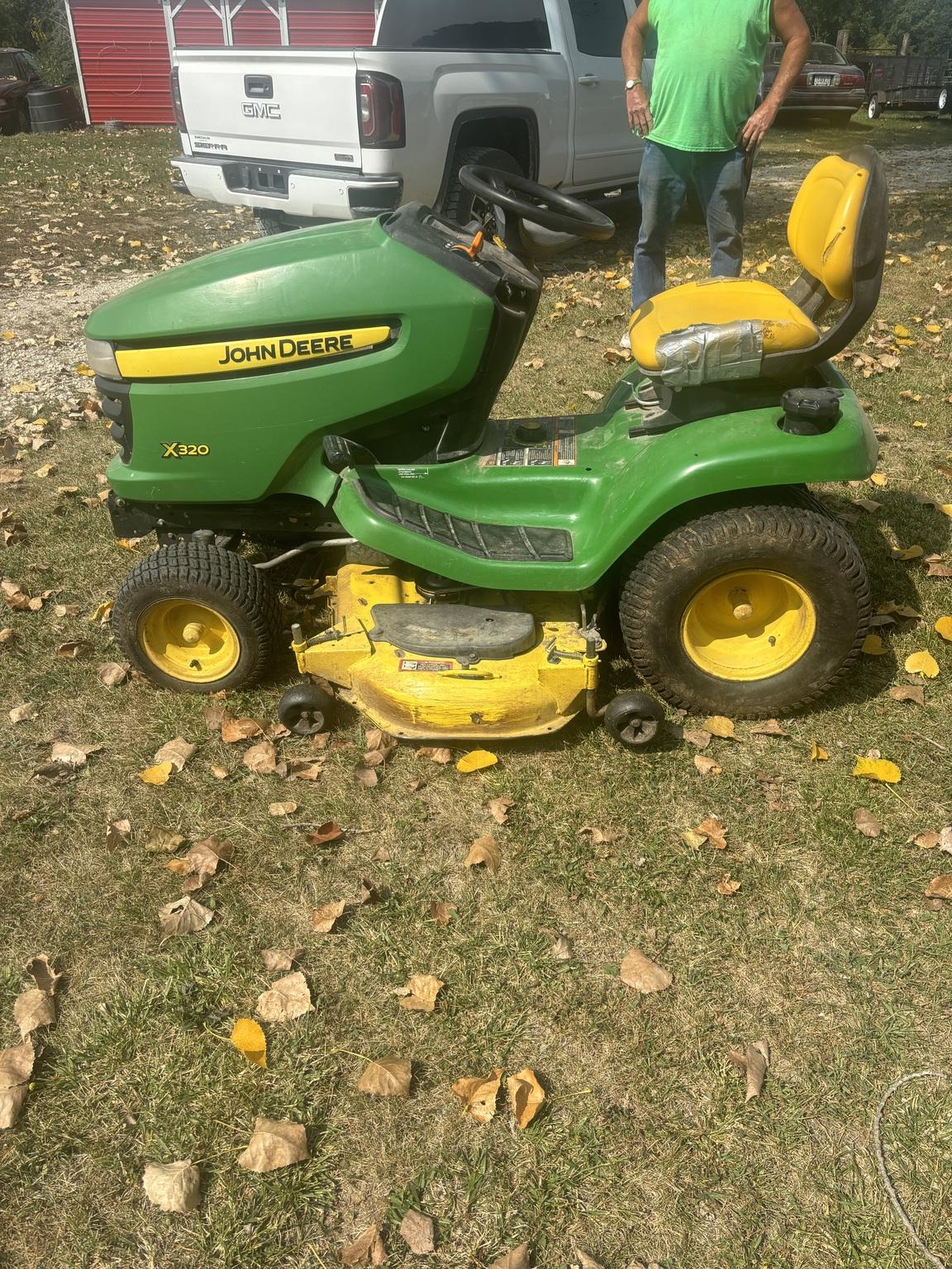 2012 John Deere X320