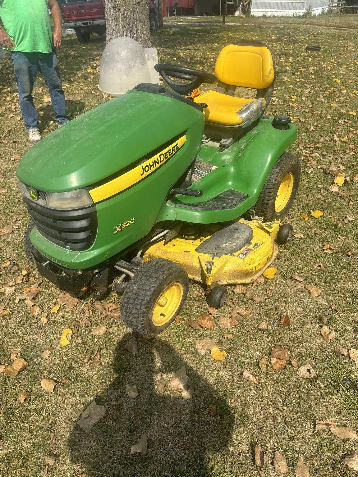 2012 John Deere X320