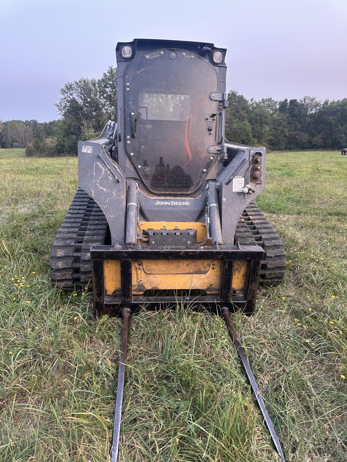 2023 John Deere 325G Image