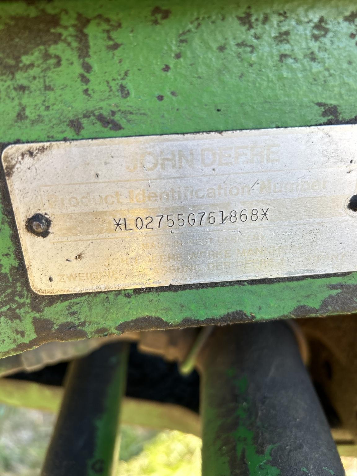 1992 John Deere 2755