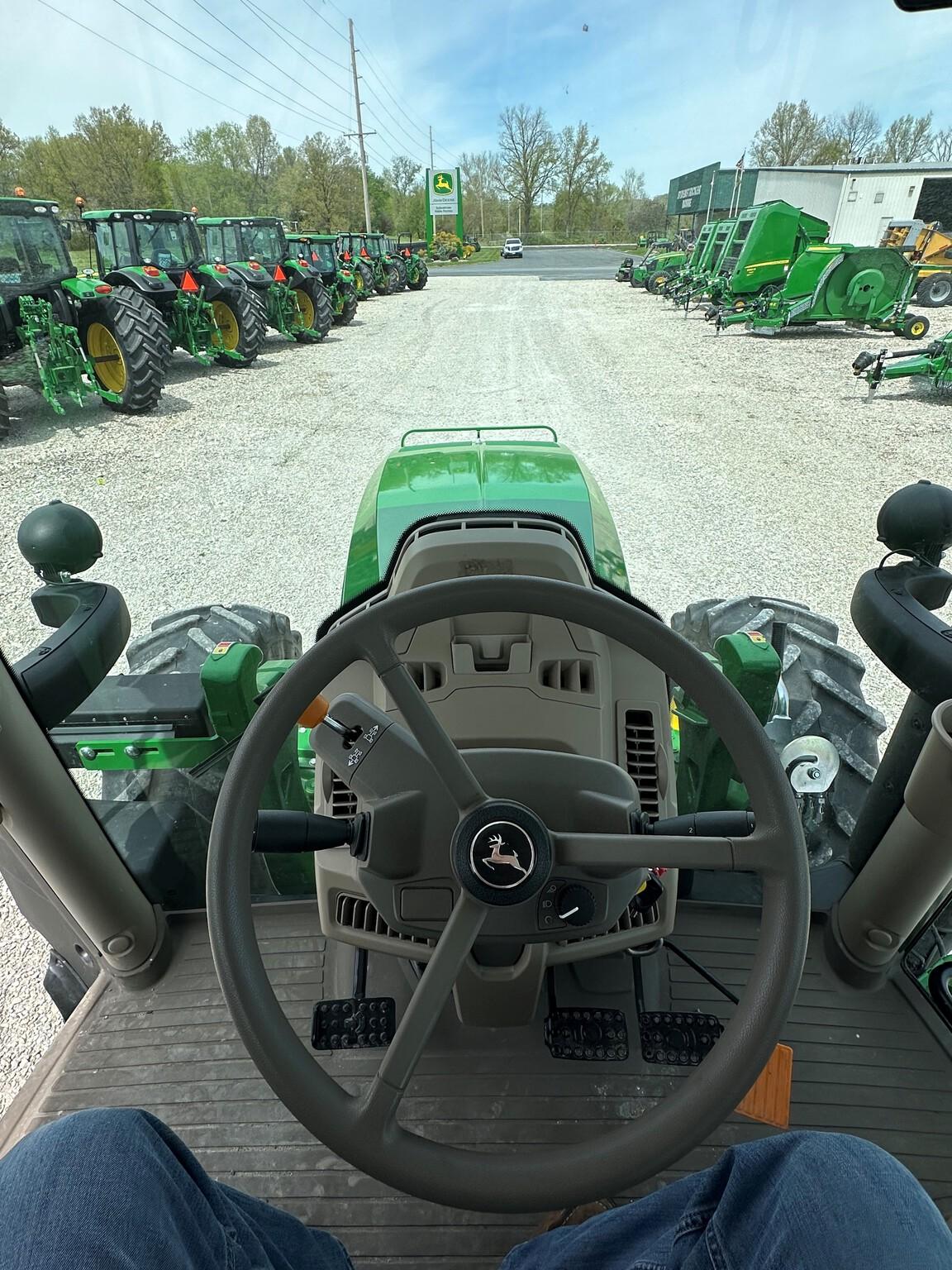 2023 John Deere 6R 130