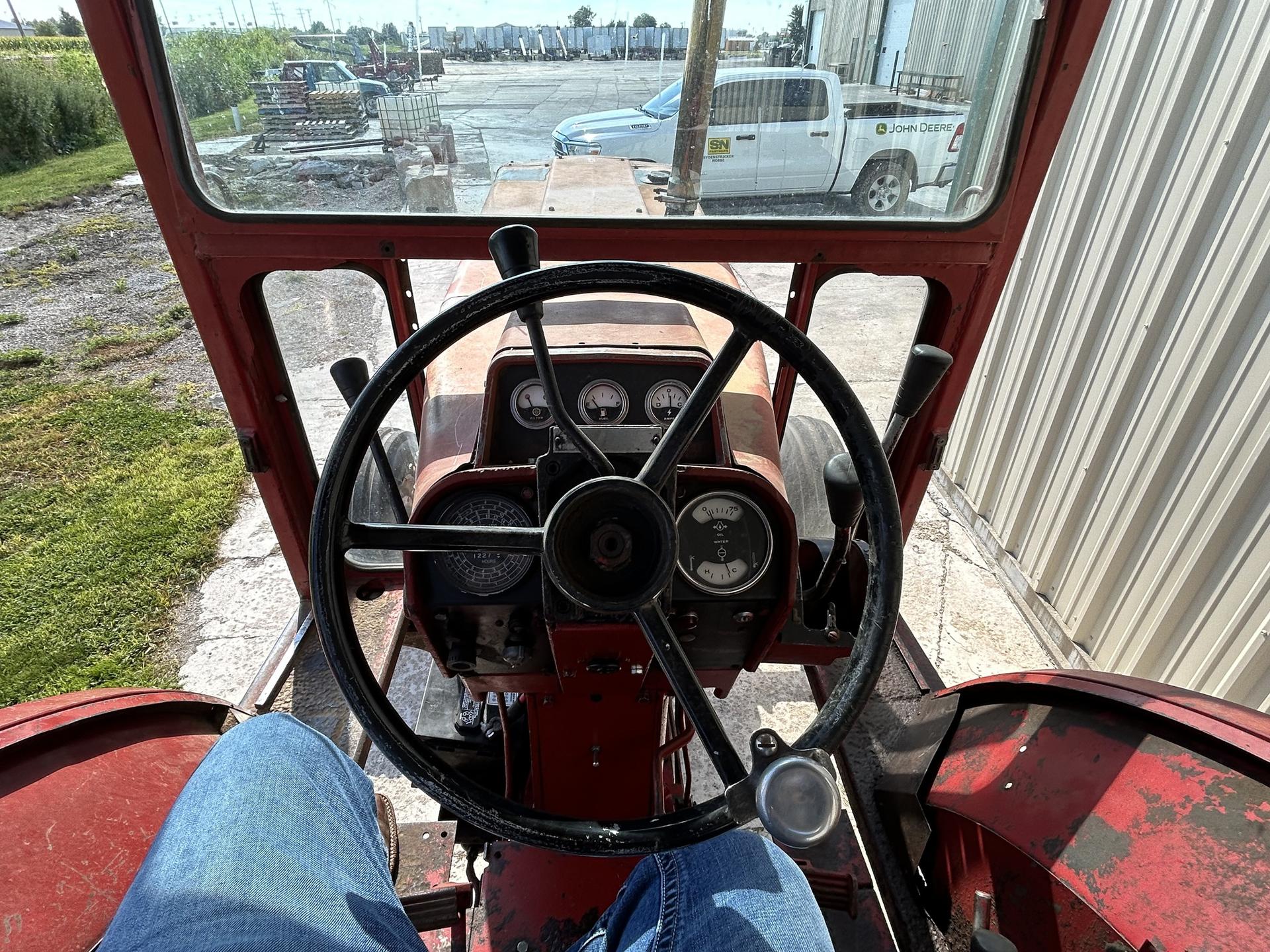 1975 Case IH 966