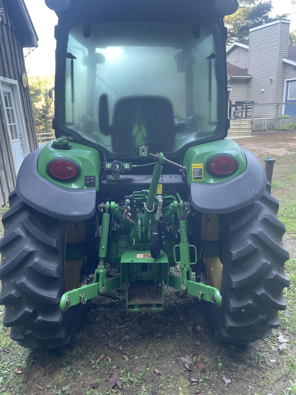 2014 John Deere 4052R