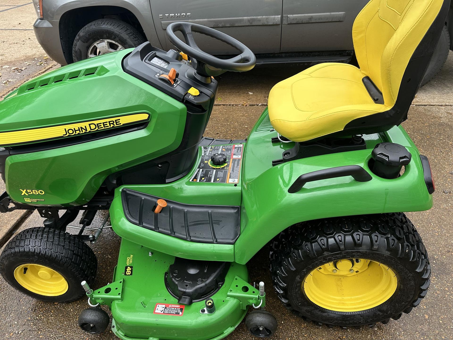 2023 John Deere X580