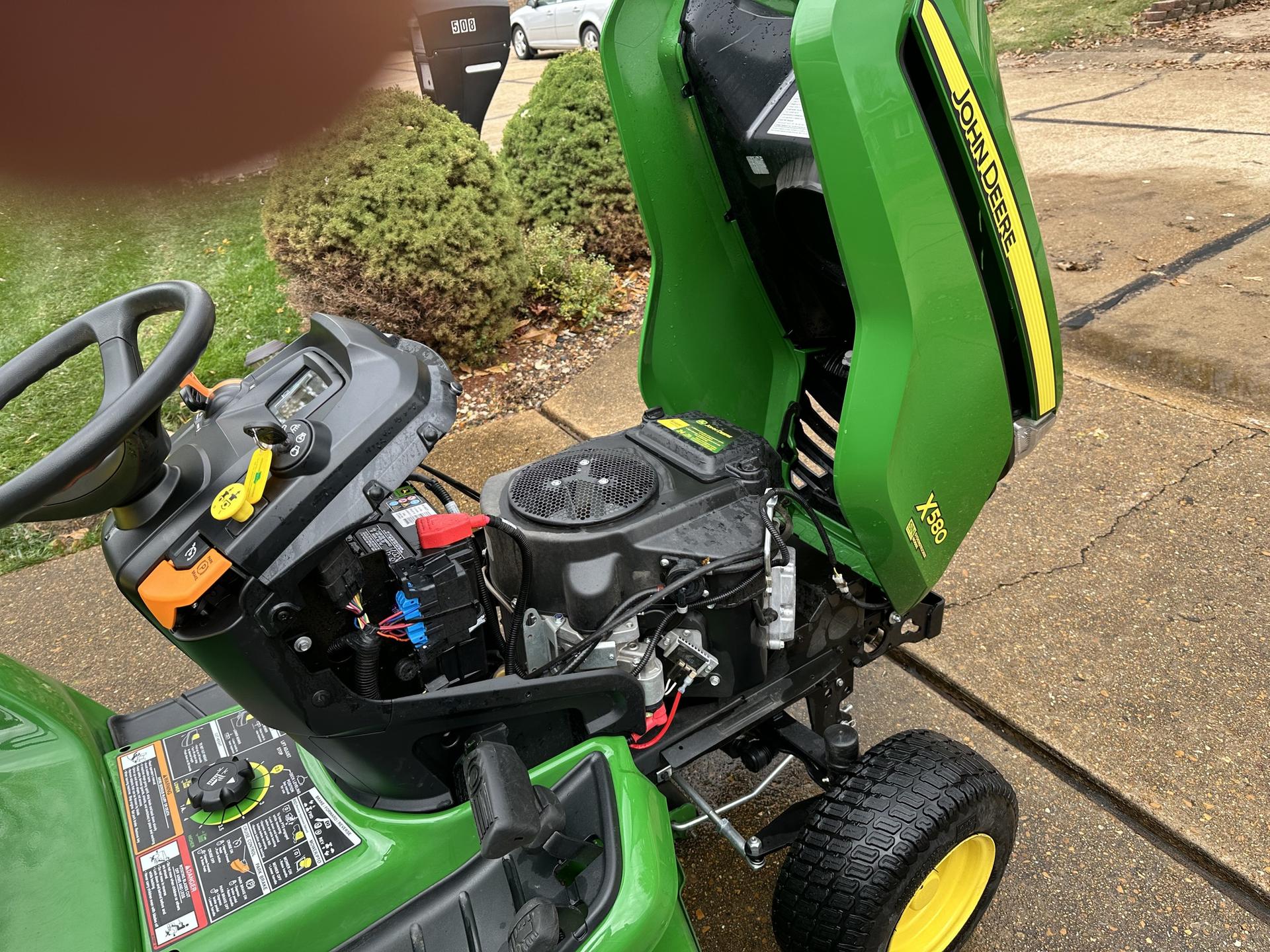 2023 John Deere X580