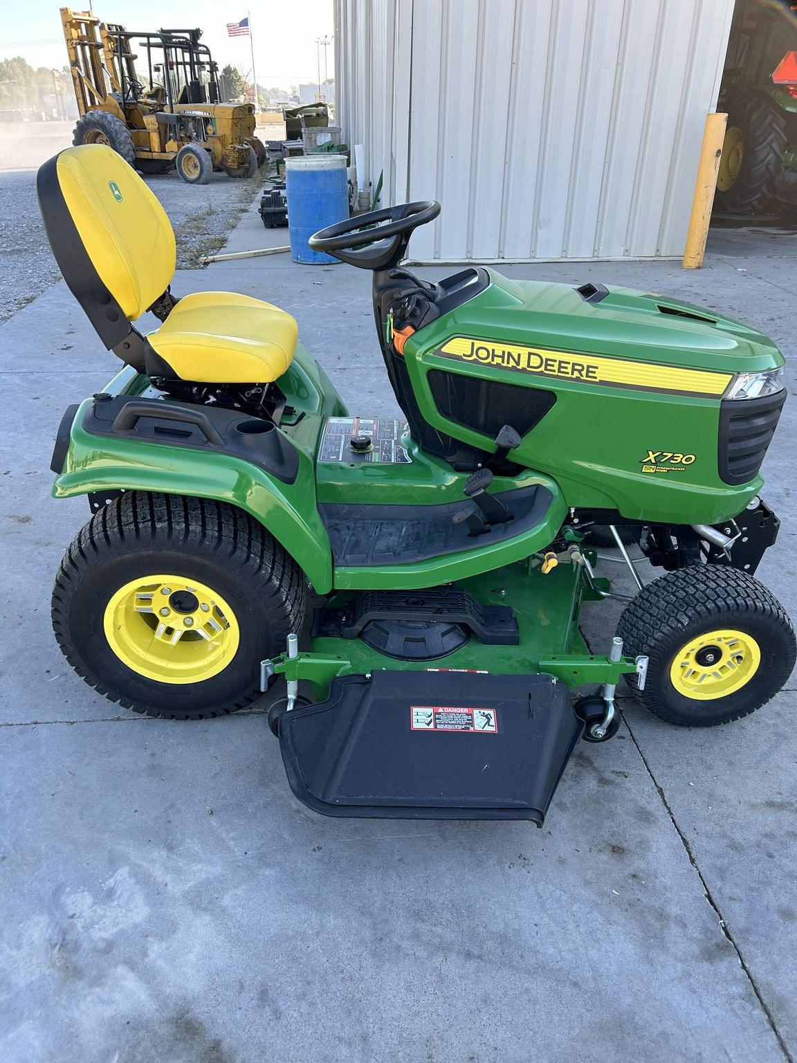 2023 John Deere X730