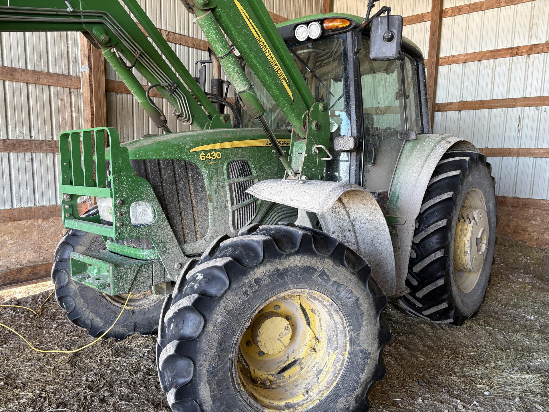 2011 John Deere 6430 Premium Image