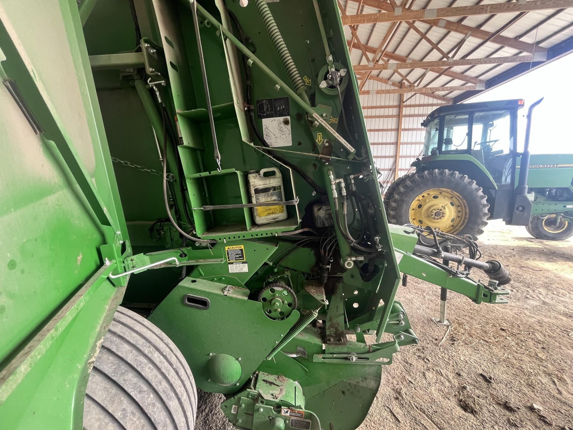 2021 John Deere 560M