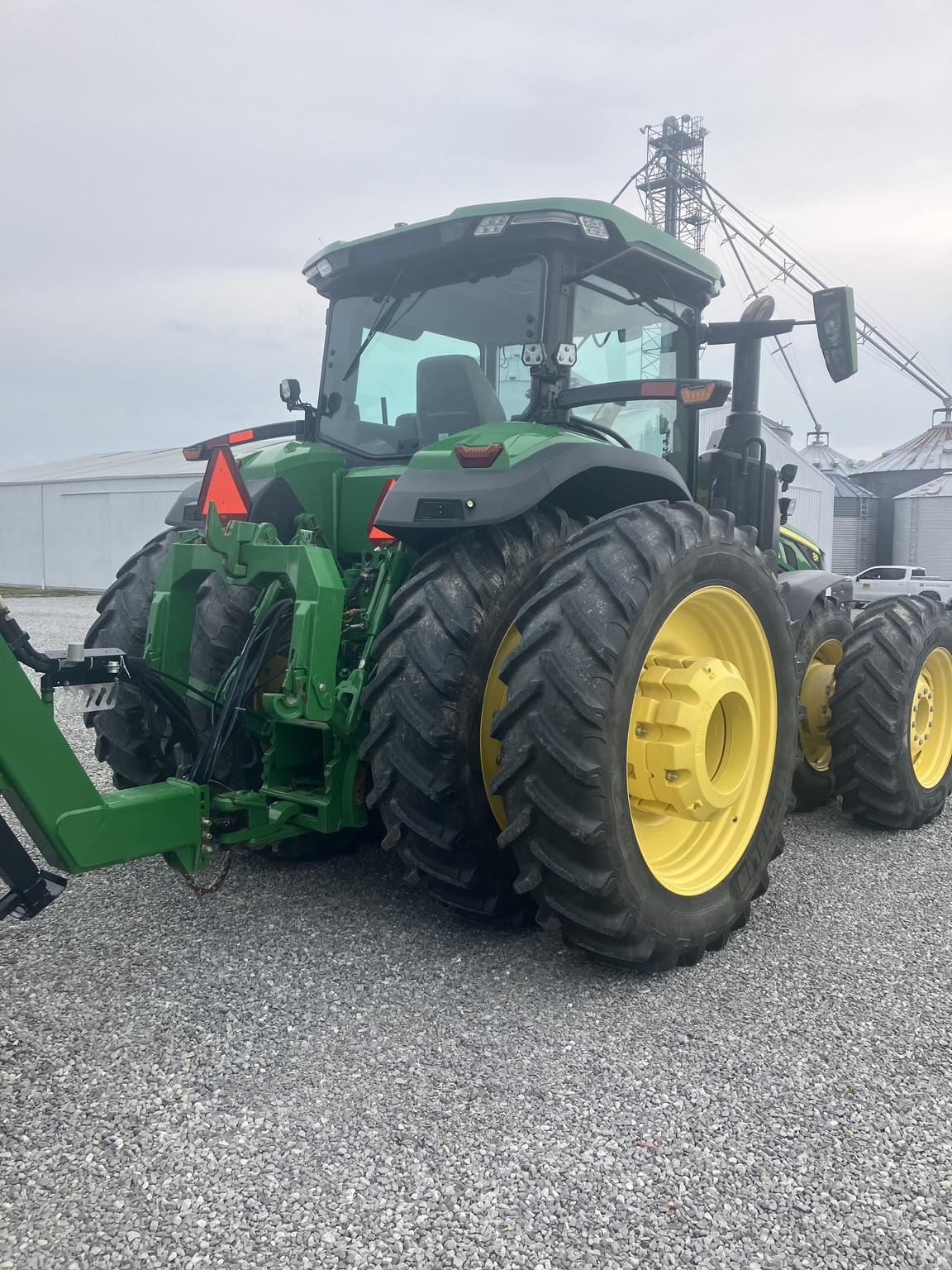 2020 John Deere 8R 340