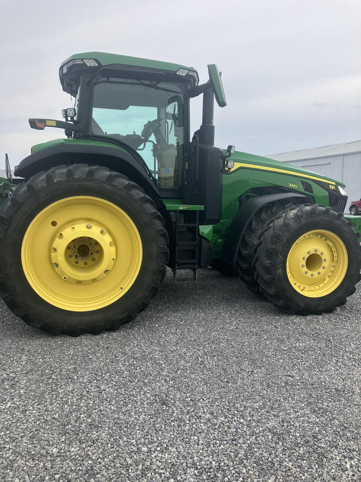 2020 John Deere 8R 340