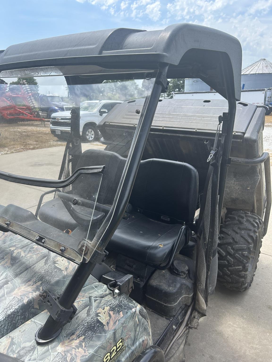 2014 John Deere XUV 825i Power Steering